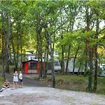 Mobil Avec Terrasse, 2 A - Api-1-52-1223 Campingplads *